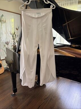 Juniper Blu Women's White Draped Pants size medium